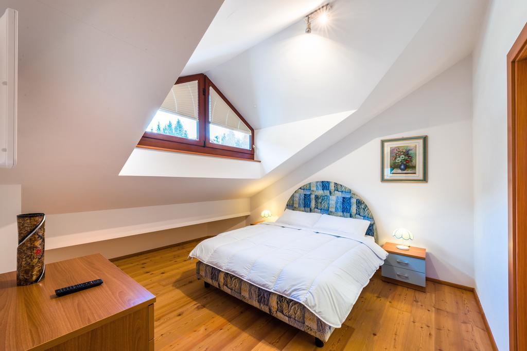 Wald Residence Bad Kleinkirchheim Zimmer foto
